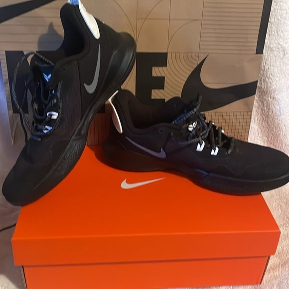 Nike Mamba Fury Snakeskin Black Smoke Grey 2020. Size 8 worn twice. Almost new - Picture 9 of 10